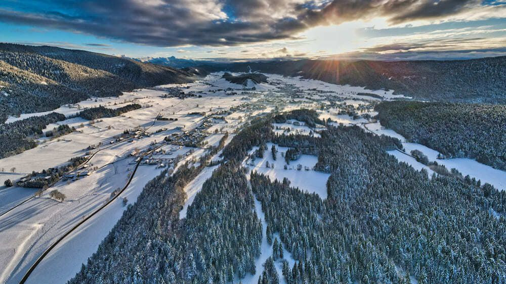 Luftaufnahme von Autrans - Vercors - Frankreich