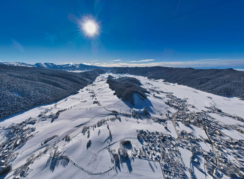Luftaufnahme von Autrans - Vercors - Frankreich