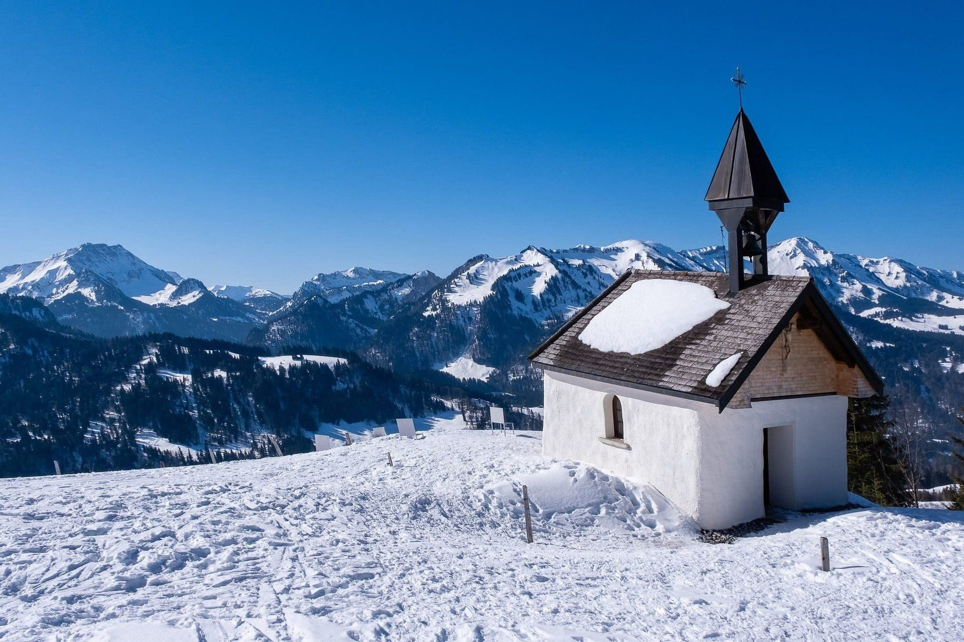 © Gregory Rohart Kapelle im Bregenzerwald - Österreich