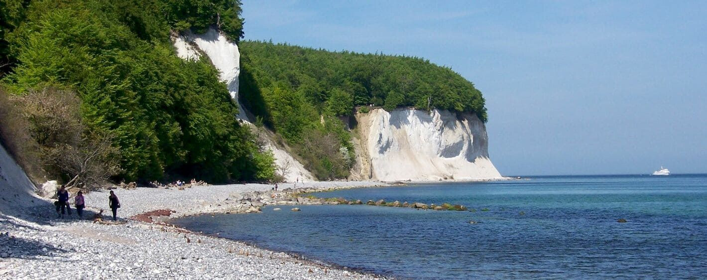 Rügener Klippen stürzen in die Ostsee - Deutschland