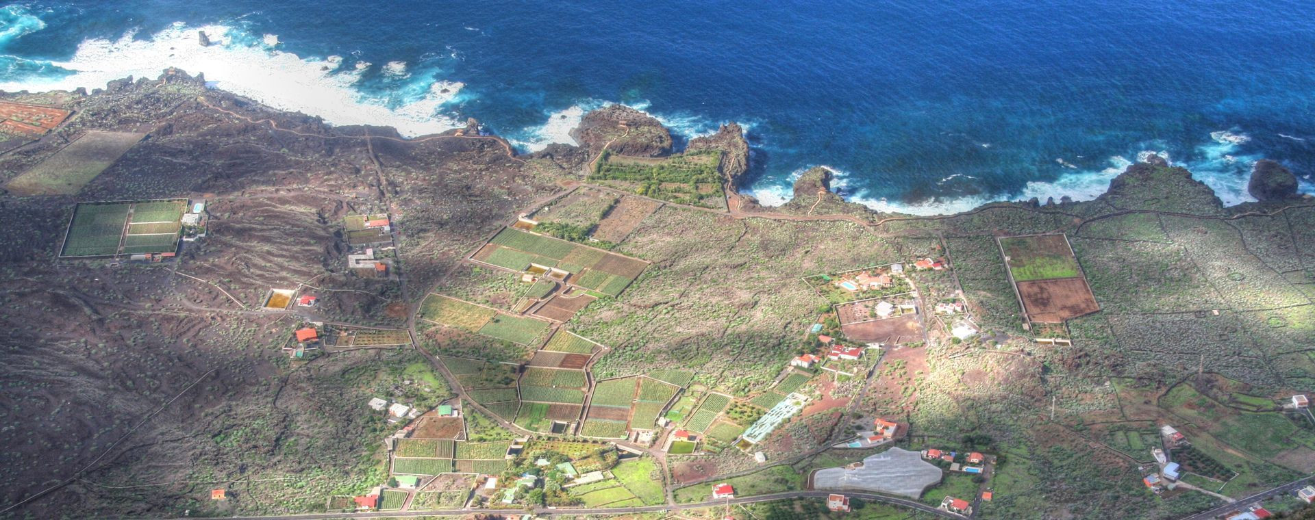 Küste und Felder aus der Luft - Frontera - El Hierro - Kanarische Inseln - Spanien