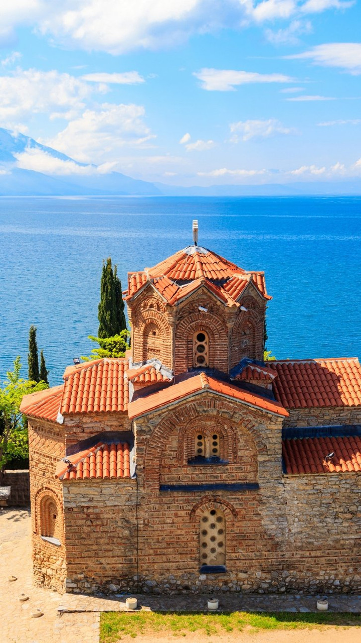 Kirche Sveti Jovan Kaneo mit Blick auf den Ohridsee - Nordmazedonien