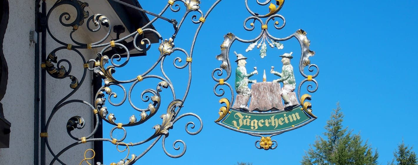 Schmiedeeisernes Schild - Deutschland