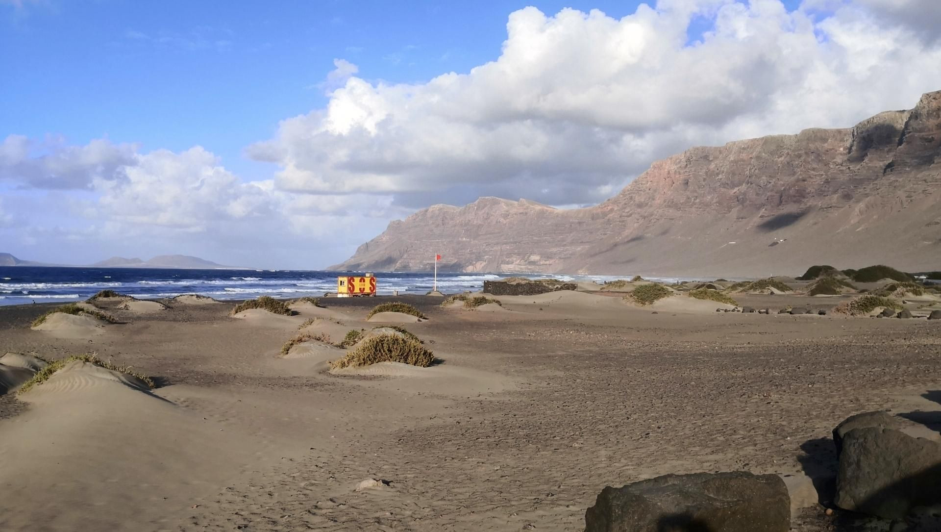 © David Praire Strand von Famara - Lanzarote - Kanarische Inseln - Spanien