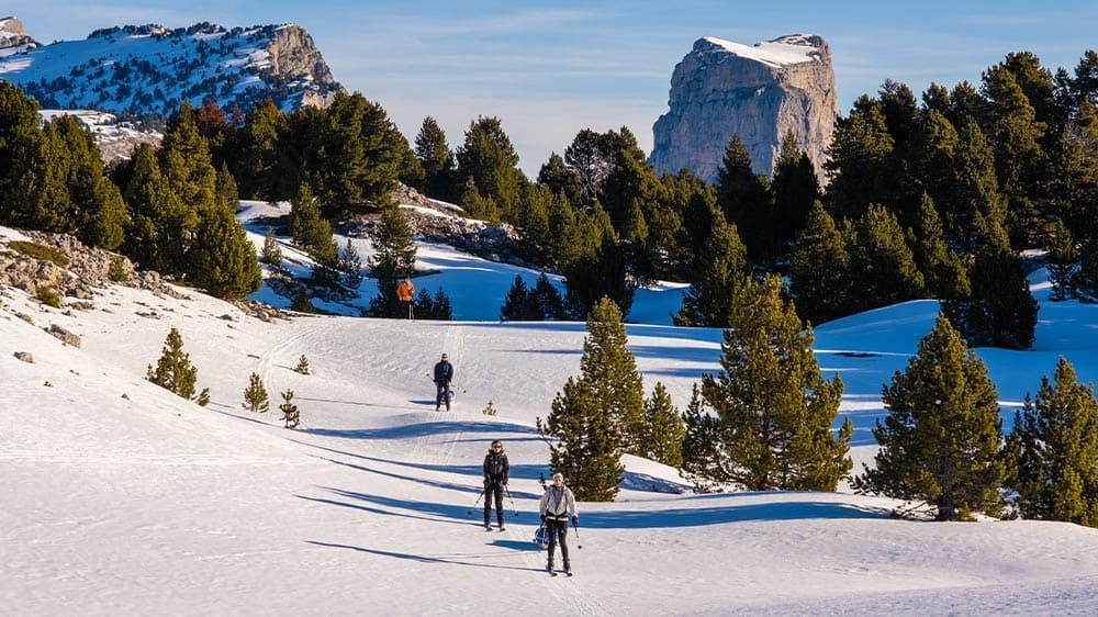 Nordischer Tourenskilauf mit Blick auf den Mont Aiguille - Vercors - Frankreich