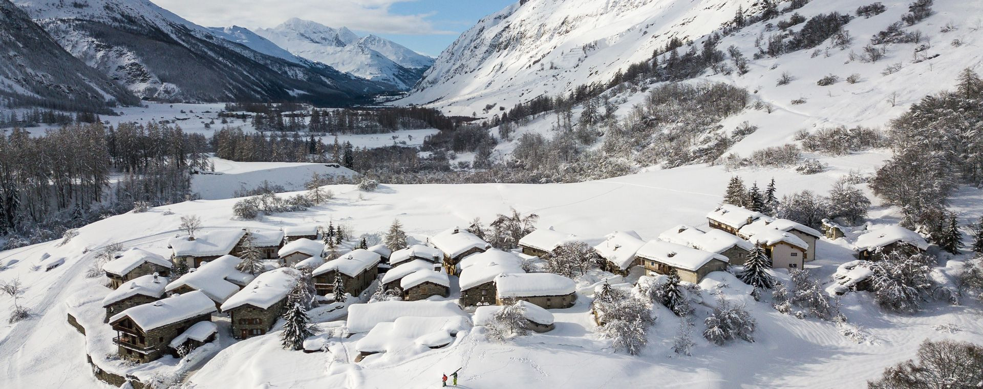 Weiler Le Villaron im Schnee - Bessans - Haute-Maurienne - Frankreich