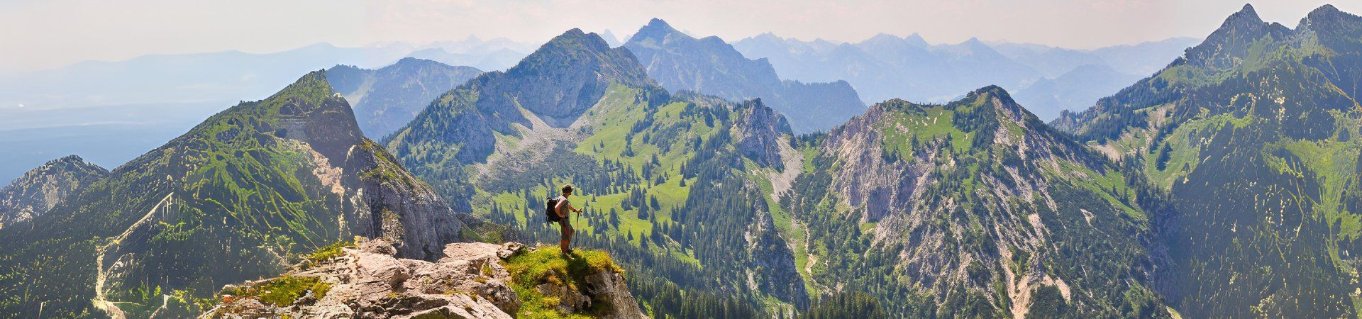 Organisierte Reisen in den Alpen: Gruppenreisen oder Individualreisen