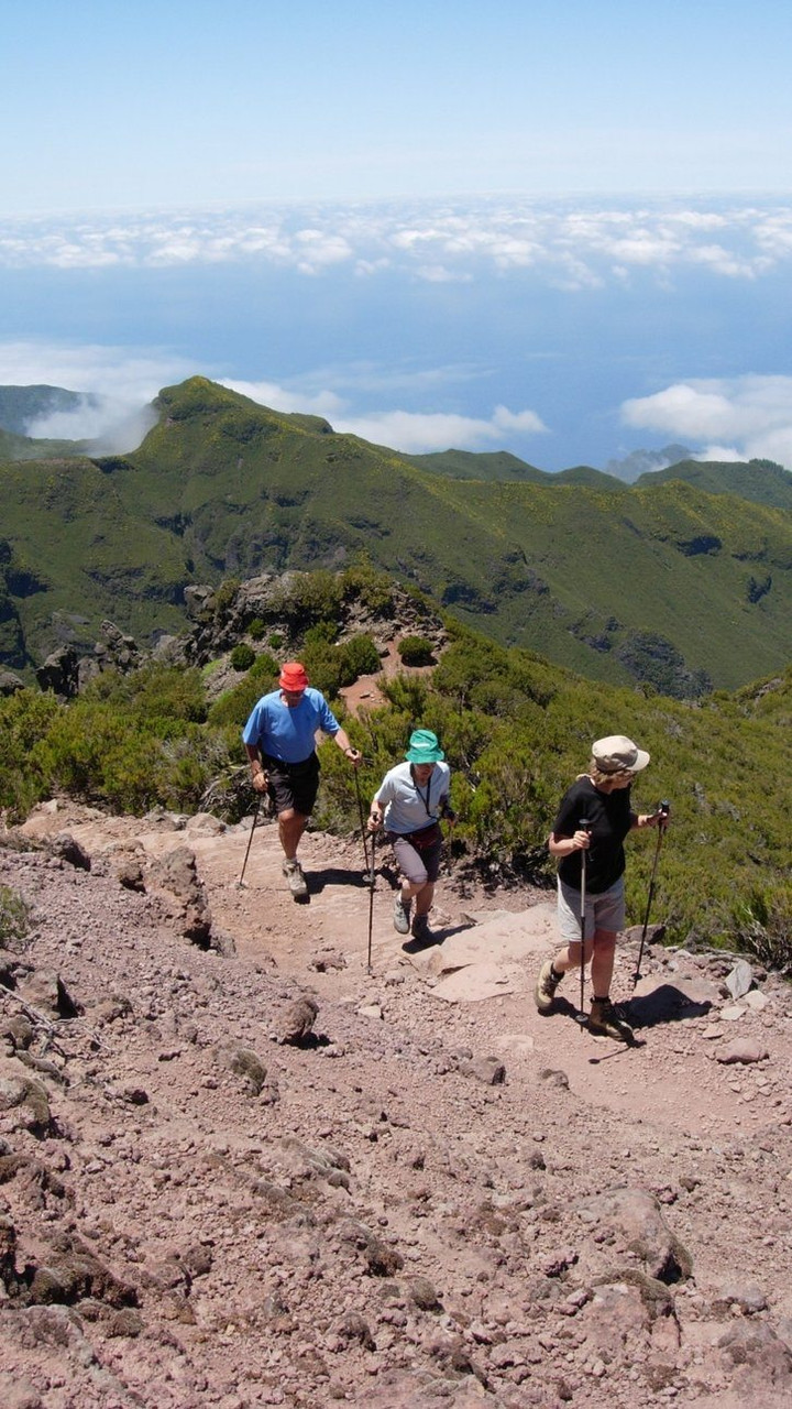 Wanderer bei Encumeada - Madeira - Portugal