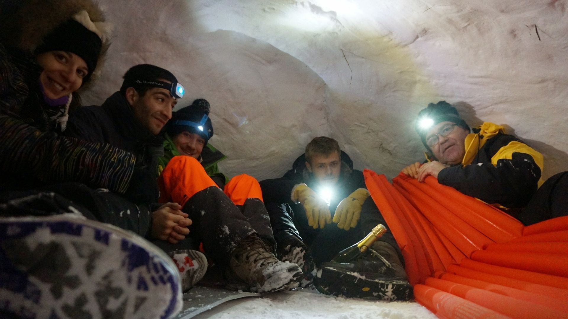 Übernachtung im Iglu mit Stirnlampen - Hochebenen des Vercors - Frankreich