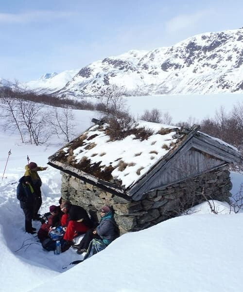© Nastasia Prevotat Pause déjeuner près du lac - Jotunheimen - Norvège