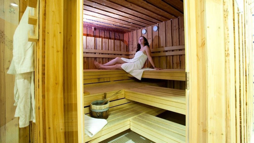 Entspannung in der Sauna nach einer nordischen Wanderung - Lappland - Finnland