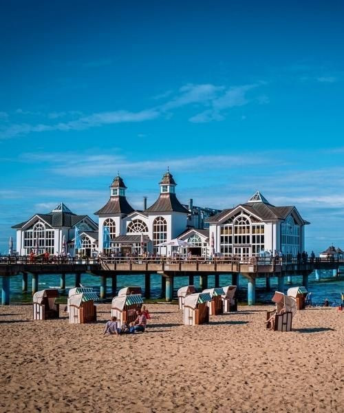 Seebrücke Sellin und Strandkörbe - Insel Rügen - Deutschland