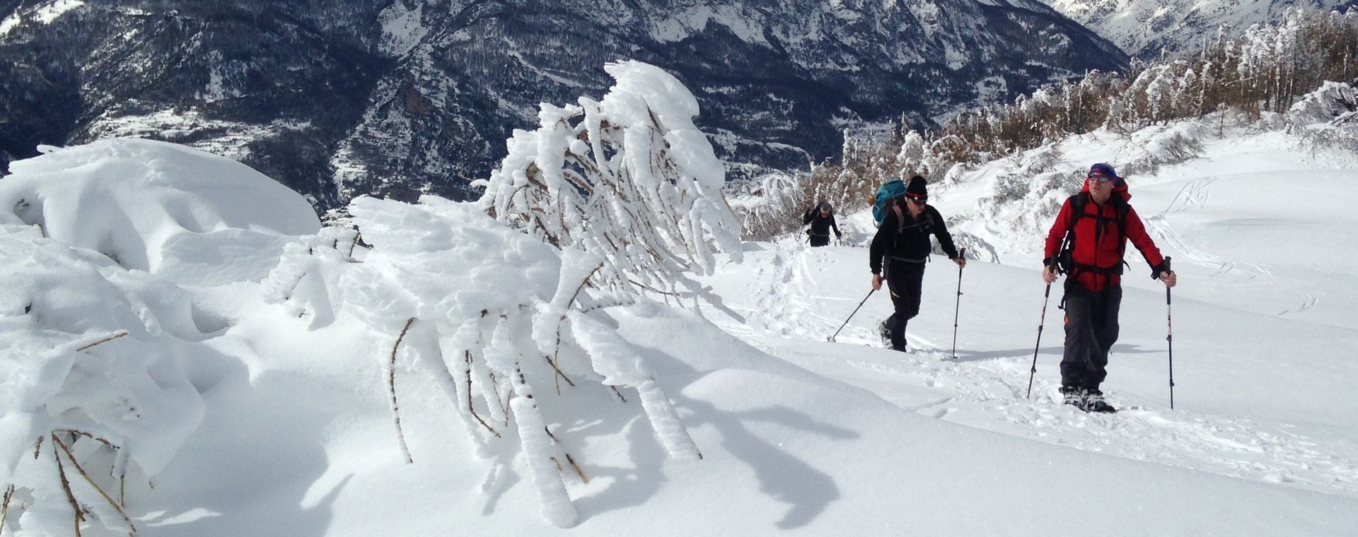Schneeschuhwanderung im Schnee - Écrins - Frankreich