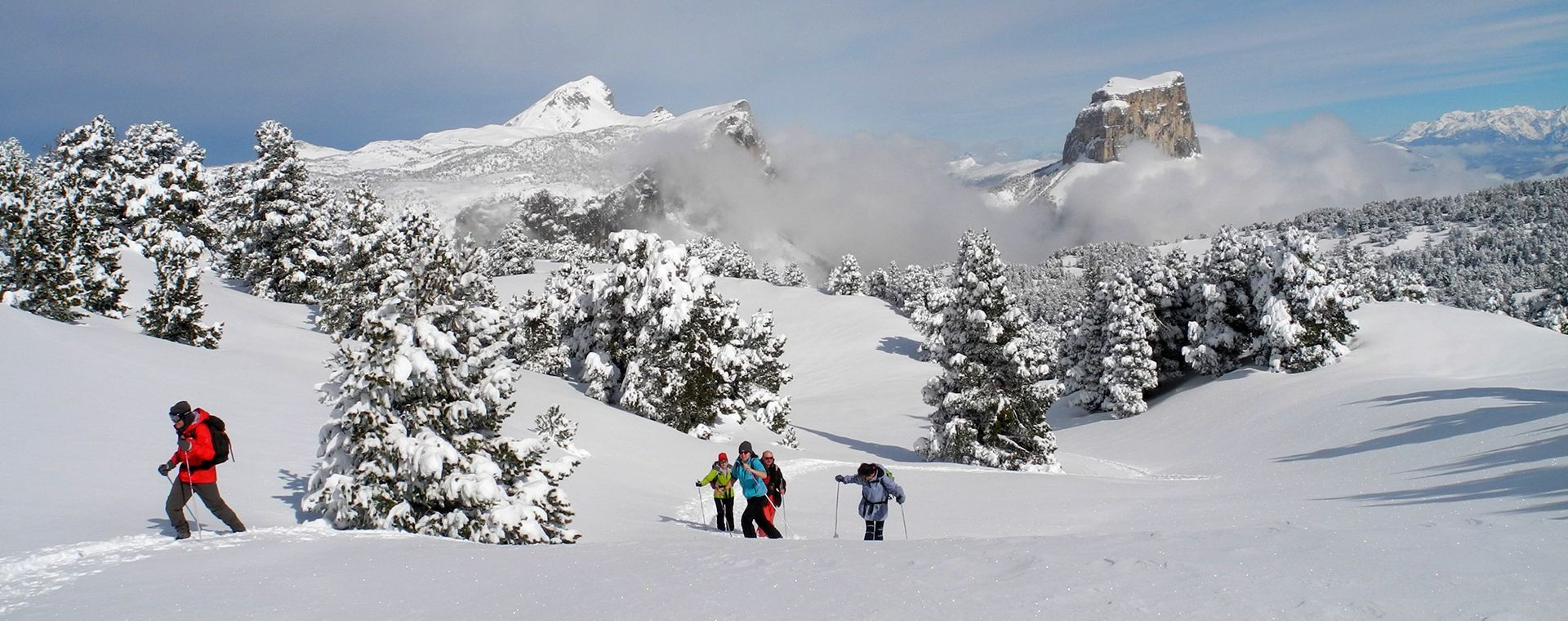 Schneeschuhwandern unter dem Mont Aiguille - Vercors - Frankreich