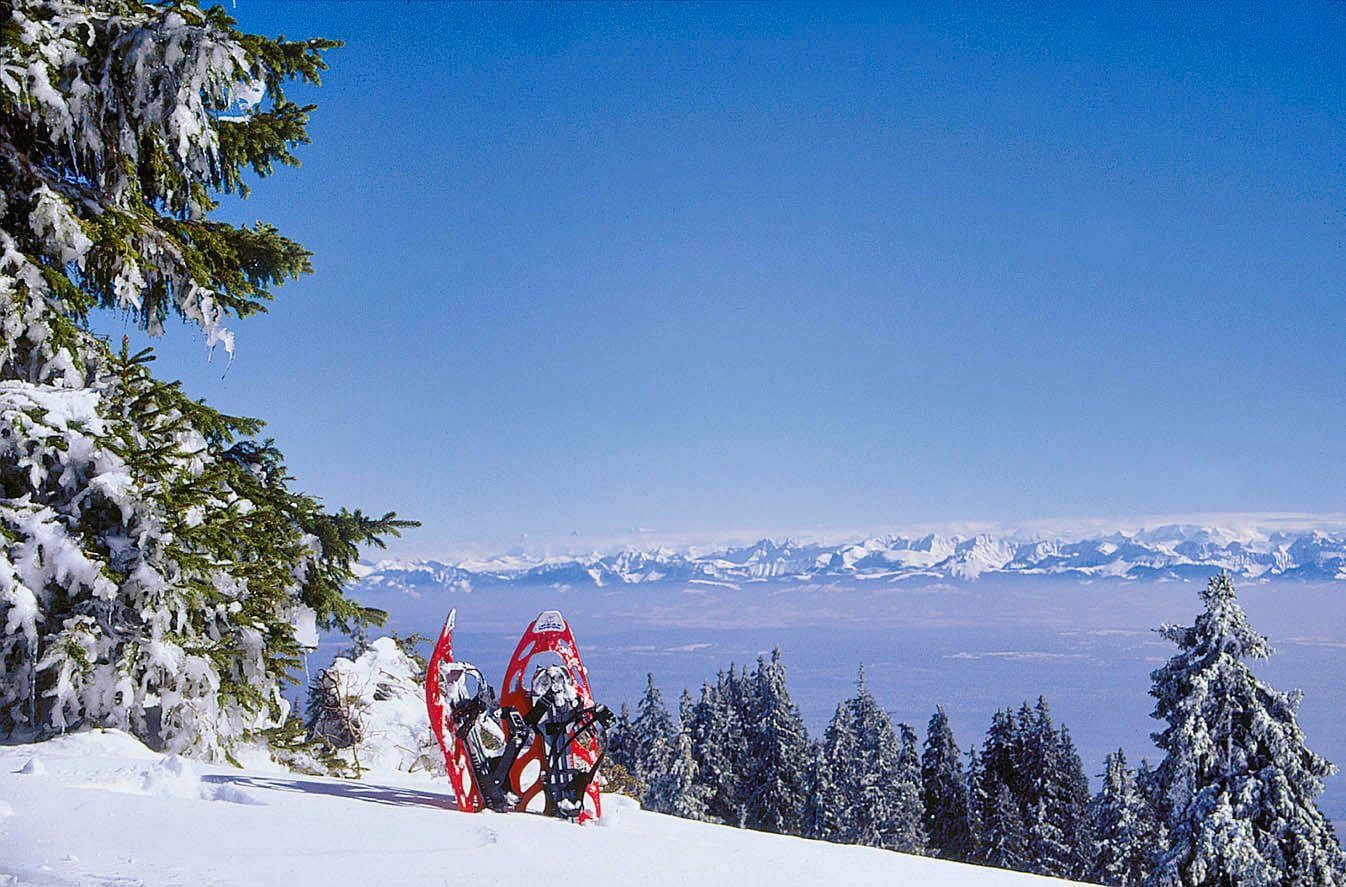 Schneeschuhwandern im Jura - Frankreich