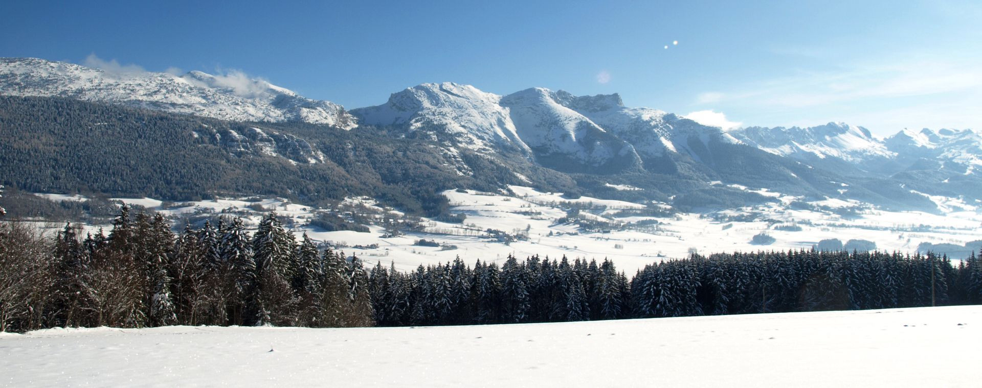 Verschneite Landschaft im Val de Lans im Winter - Vercors - Frankreich