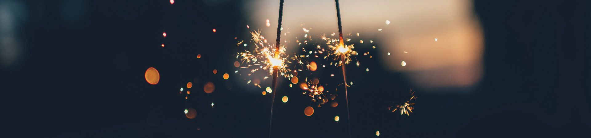 Cierges magiques étincelants pour les fêtes du Nouvel An