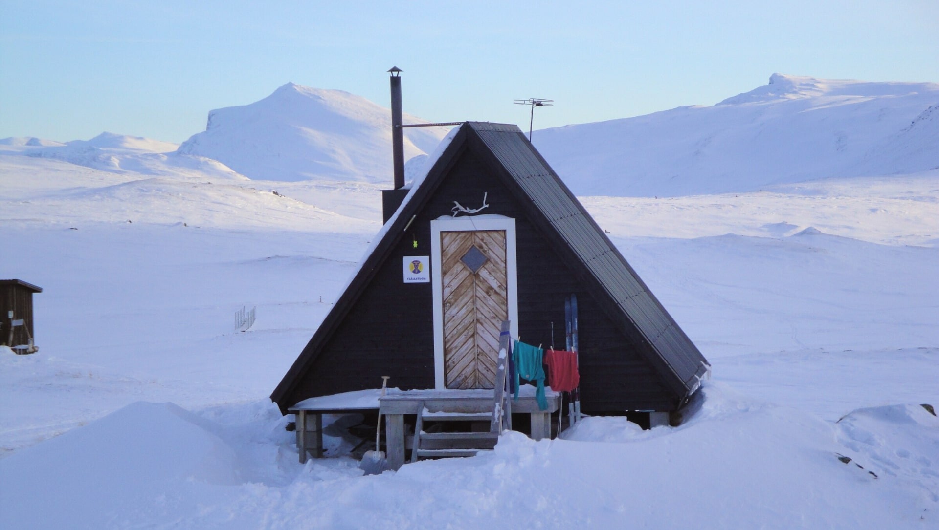 Typische Hütte am Kungsleden im Winter - Schwedisch-Lappland - Schweden