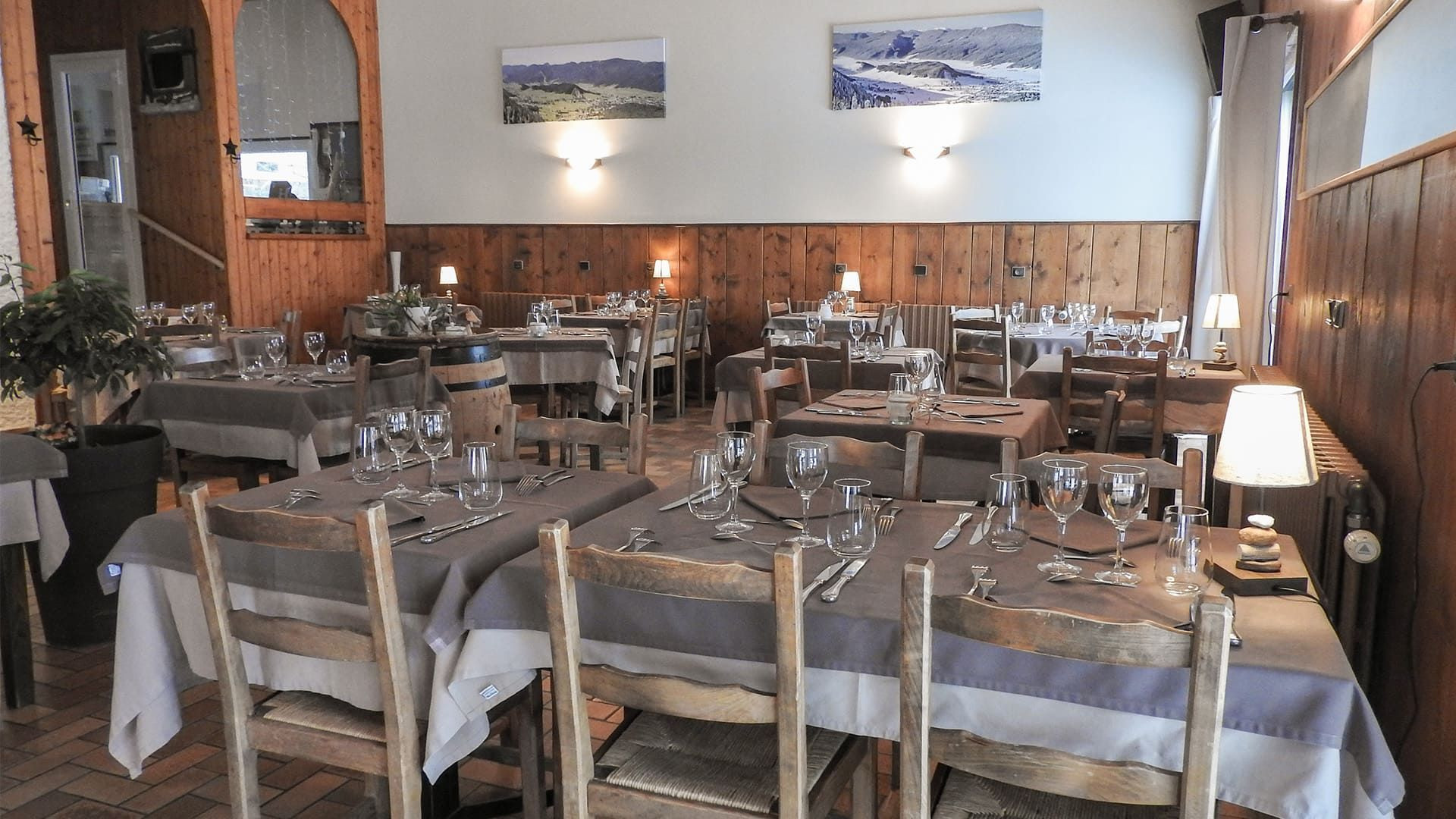 Speisesaal des Restaurants Vernay - Autrans - Vercors - Frankreich