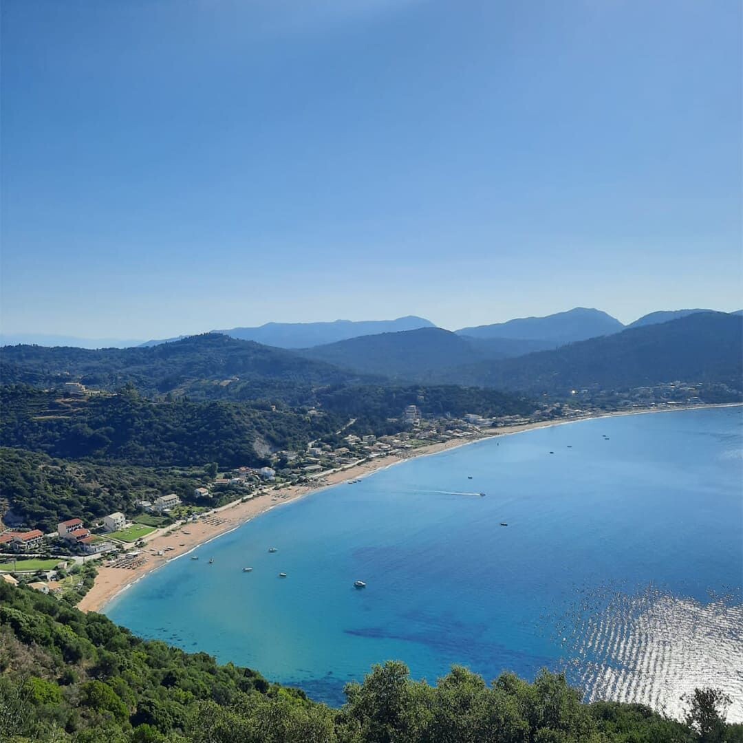 © Oriane Tempé Blick von der anderen Seite des Strands von Porto Timoni © Oriane Tempé