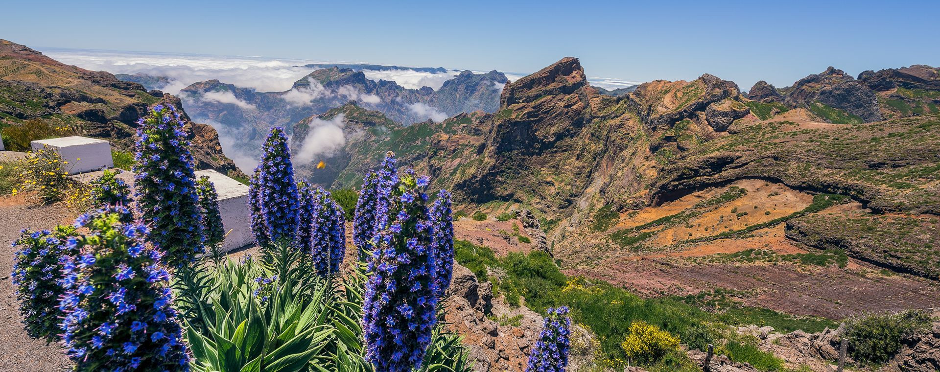 Blick vom Pico do Arieiro, dritthöchster Gipfel der Insel Madeira - Portugal