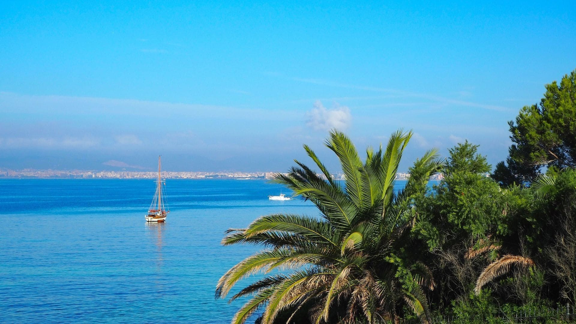 Blick-auf-das-Meer-auf-Mallorca