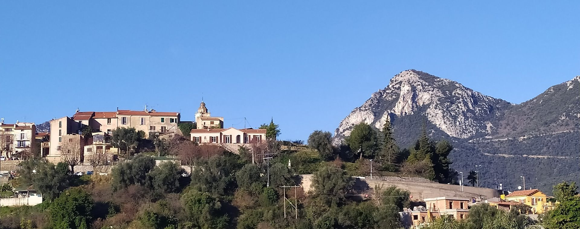 Bergdorf im Hinterland von Menton - Côte d’Azur - Frankreich