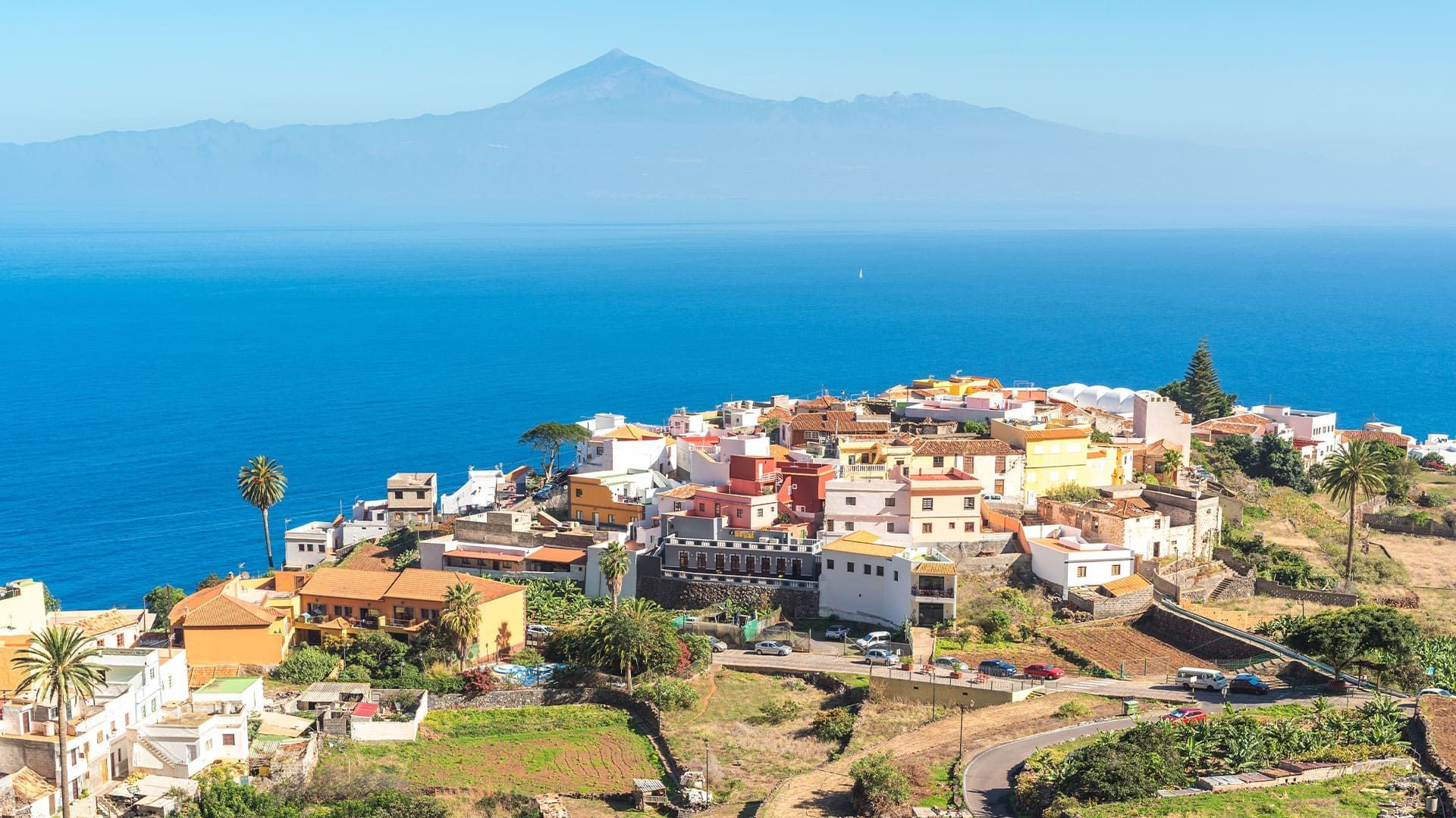 Panoramablick auf Agulo - La Gomera - Kanarische Inseln - Spanien